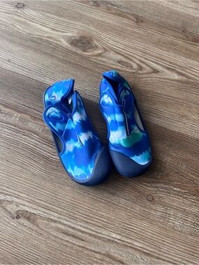 Lands End Kids Adventurer Water Shoes NWOT. Size 13.